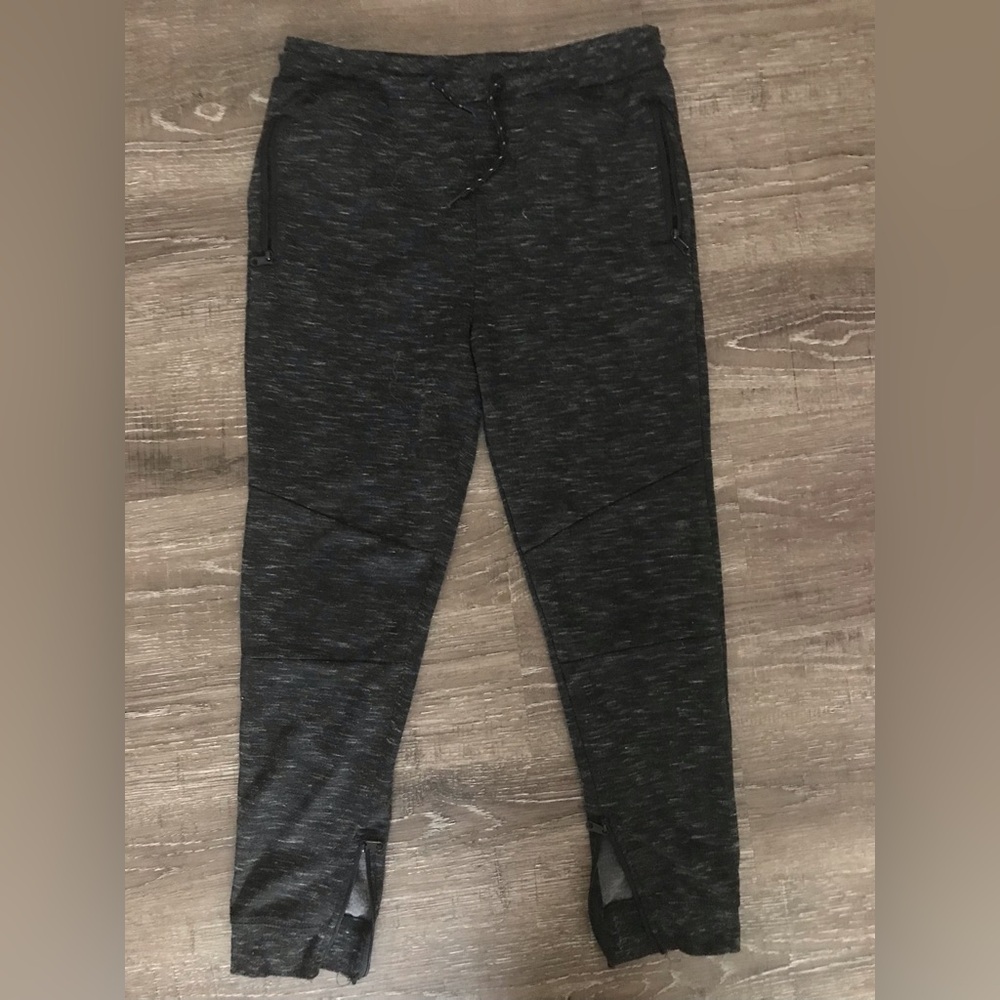 Boys DEPARTWEST JOGGERS SIZE- LARGE COLOR-BLACK